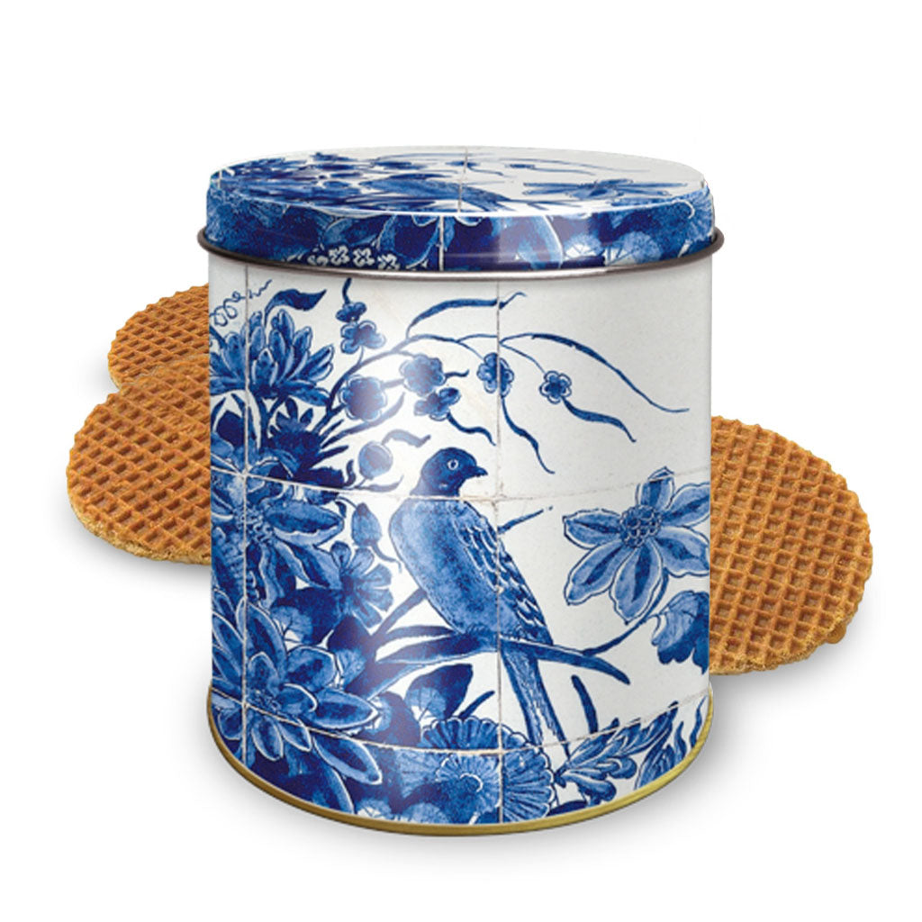 Looking for the perfect gift for a loved one? Look no further than the Dutch Delft Blue Luxury Gift Set from the Rijksmuseum Collection Amsterdam. This limited edition set includes a curated selection of pieces from the Dutch Delft Blue Luxury Set, beautifully packaged and ready to be gifted. Whether it's a birthday, anniversary, or any other special occasion, the Delft Blue Luxury Gift Set is sure to impress.