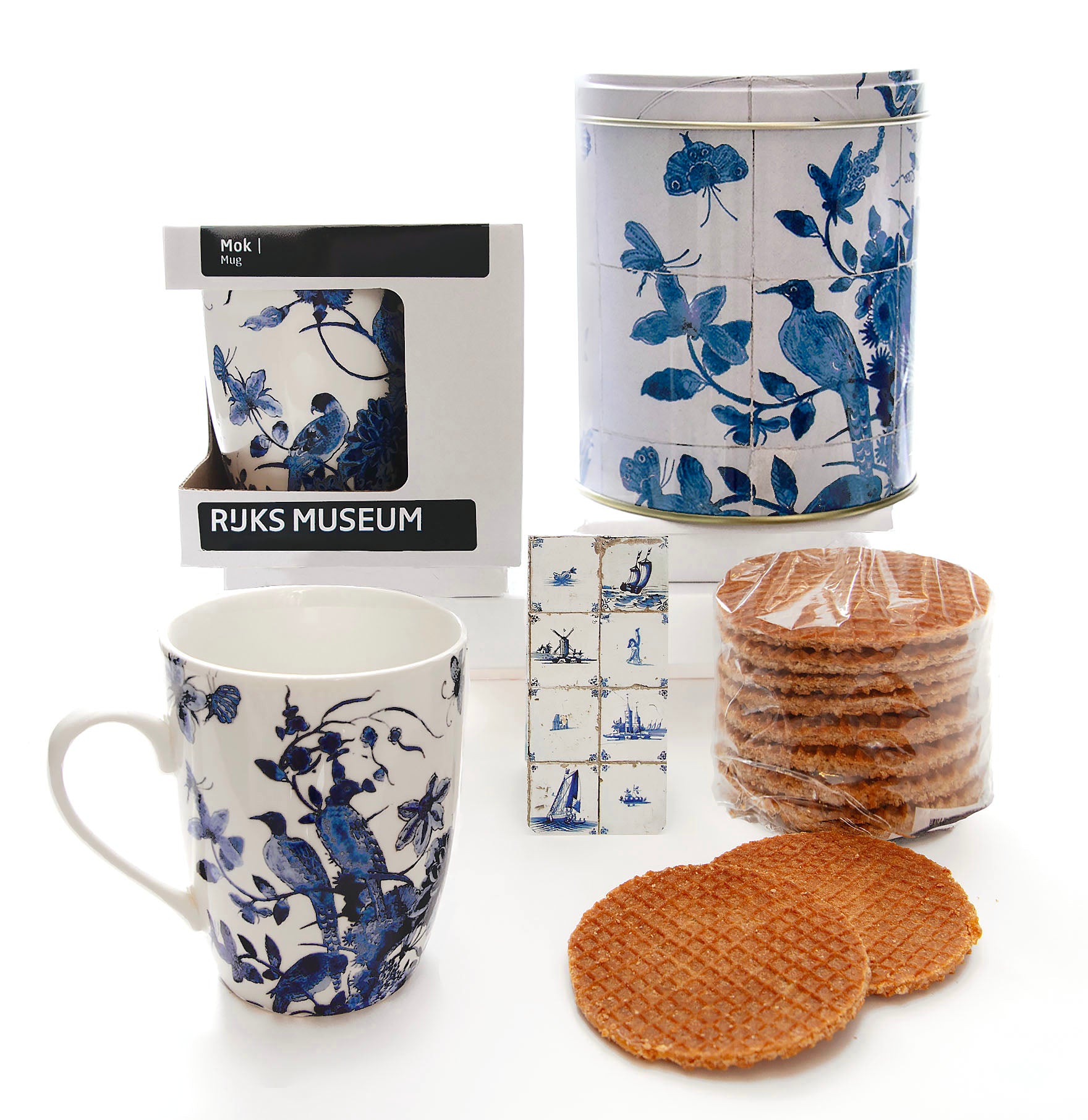 SHOP NOW! Holland's Rijksmuseum Souvenir Delft Blue Coffee & Tea Gift Set!